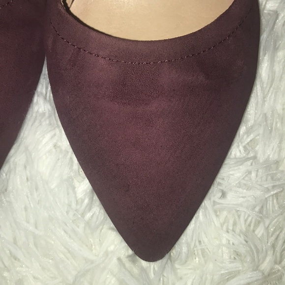 Franco Sarto Cut Out Heel - Picture 2 of 3